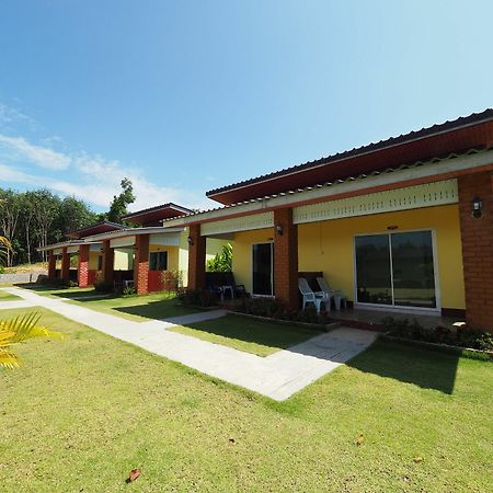 ホテル Anyaman Lanta House Ko Lanta エクステリア 写真