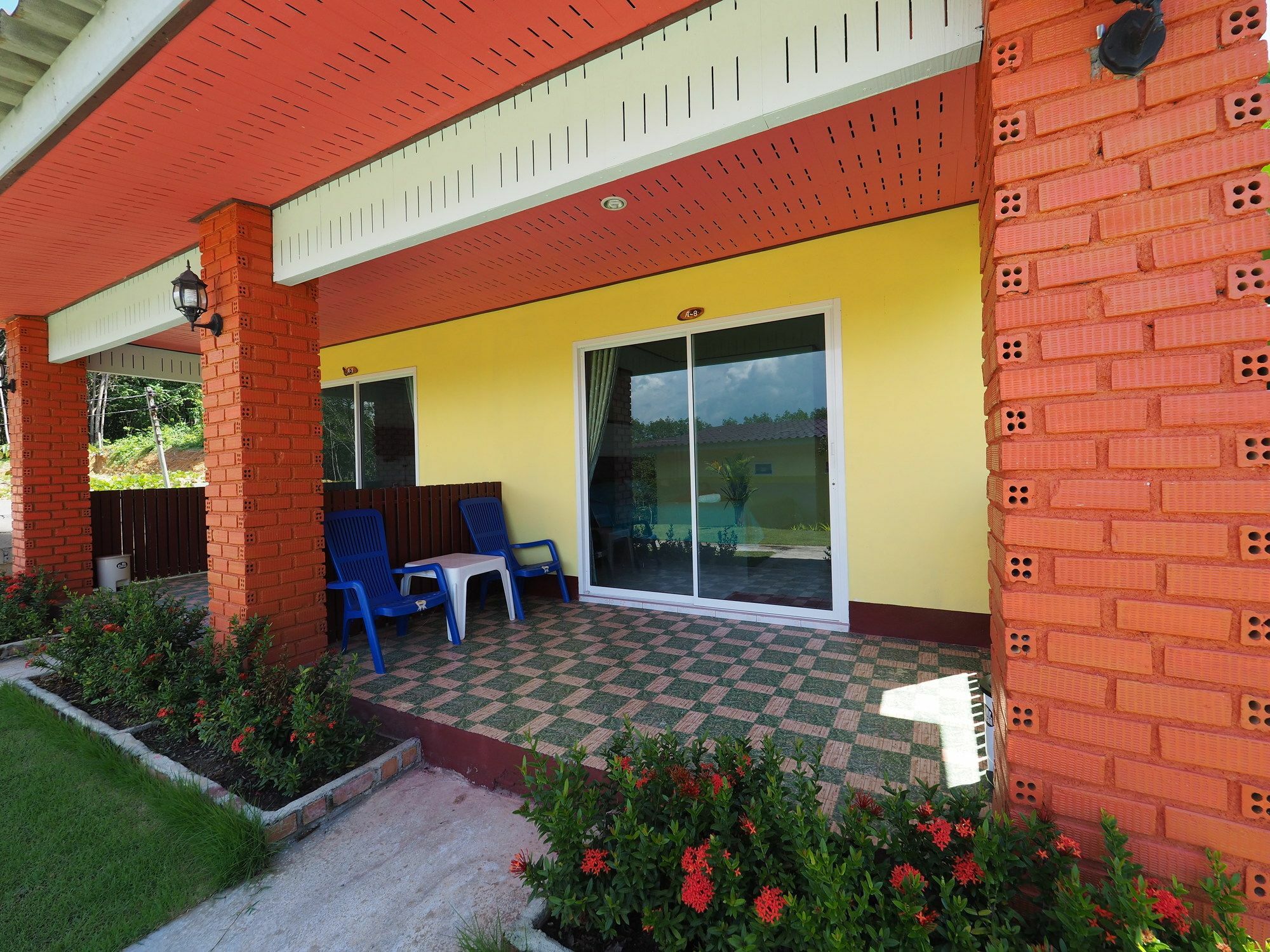 ホテル Anyaman Lanta House Ko Lanta エクステリア 写真
