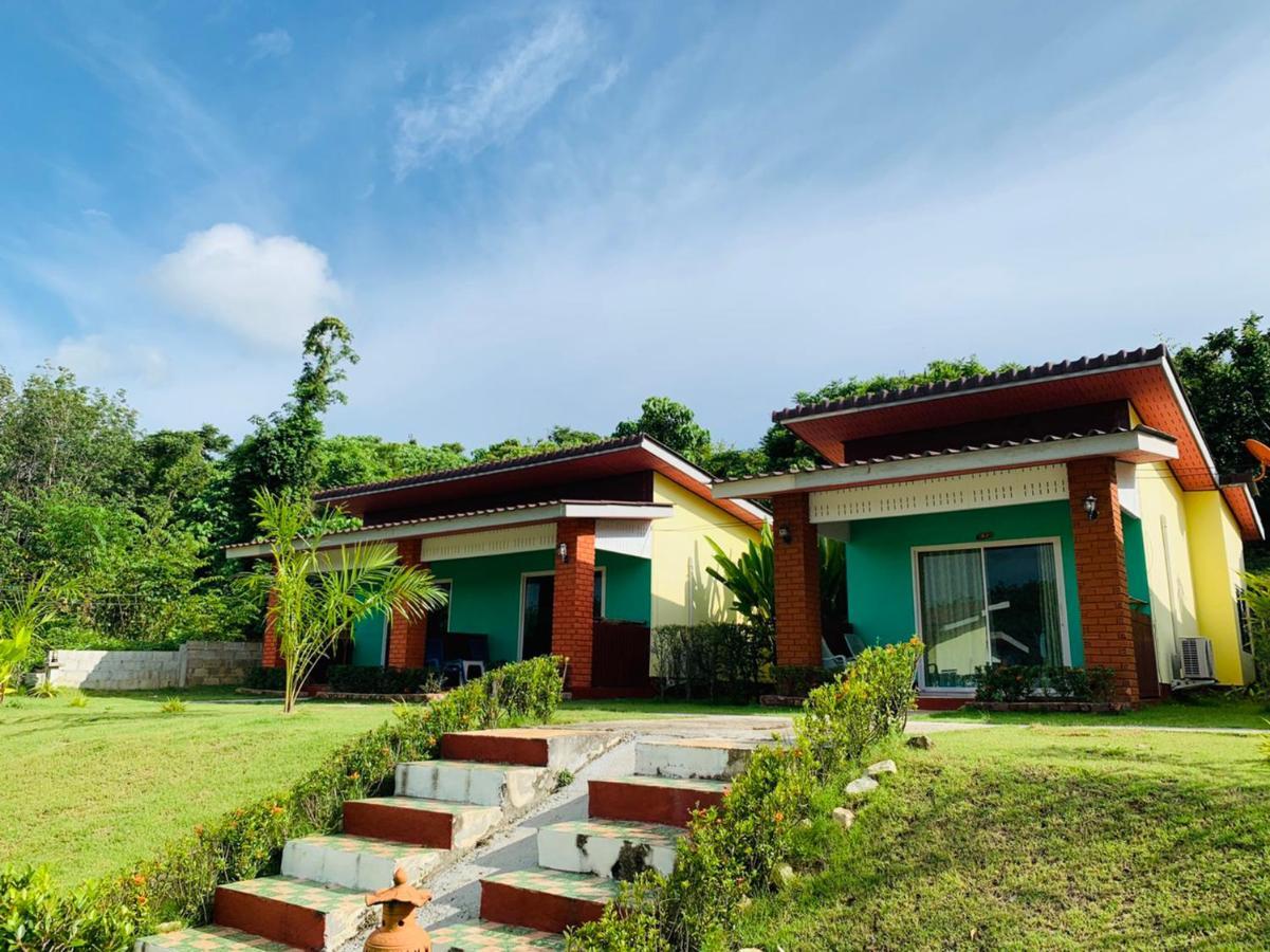 ホテル Anyaman Lanta House Ko Lanta エクステリア 写真